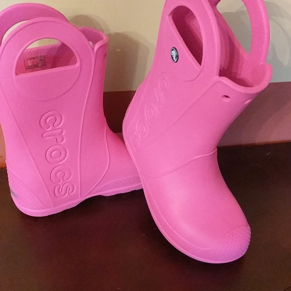 Crocs